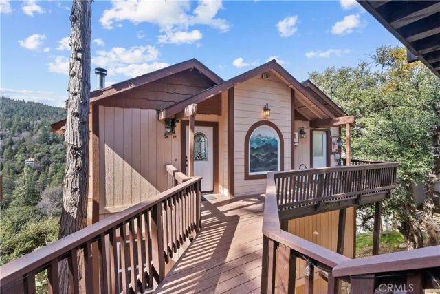 820 Arbula Drive, Crestline, CA 92325