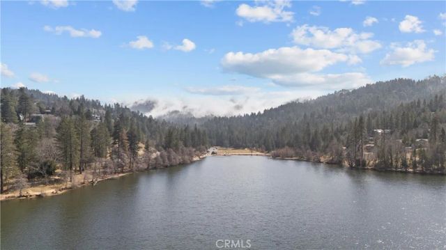 820 Arbula Drive, Crestline, CA 92325