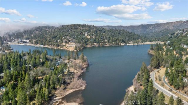 820 Arbula Drive, Crestline, CA 92325