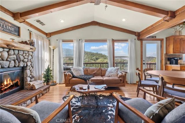 820 Arbula Drive, Crestline, CA 92325