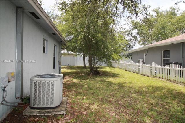2121 NW 68th Ter, Miami, FL 33147