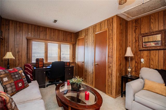 107 11th Street, Bentonville, AR 72712