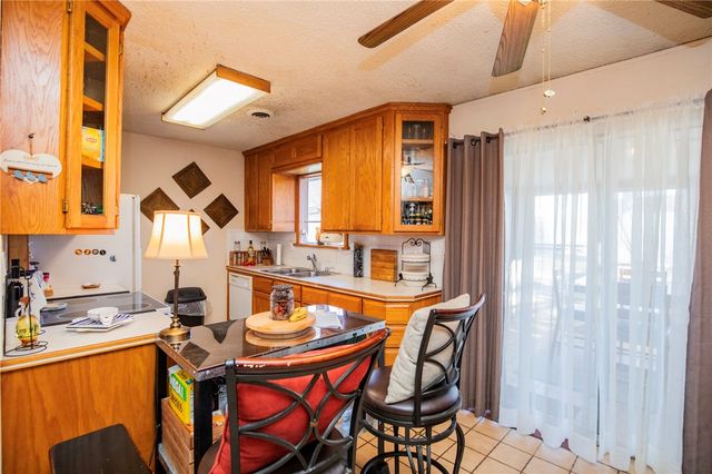 107 11th Street, Bentonville, AR 72712