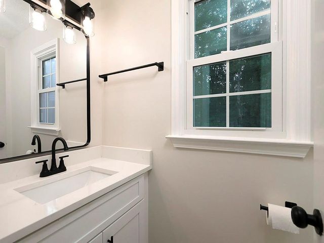 1034 Bettina Court SW, Mableton, GA 30126