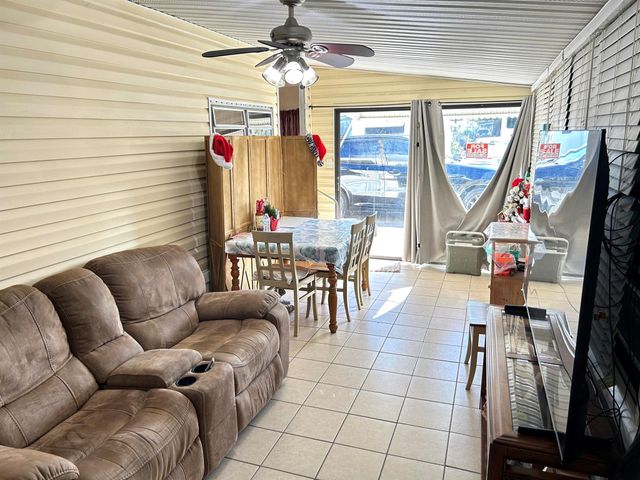 875 NE 48 Th St Lot 179, Deerfield Beach, FL 33064