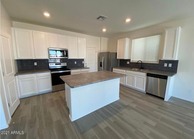 7243 N 125th Drive, Glendale, AZ 85307