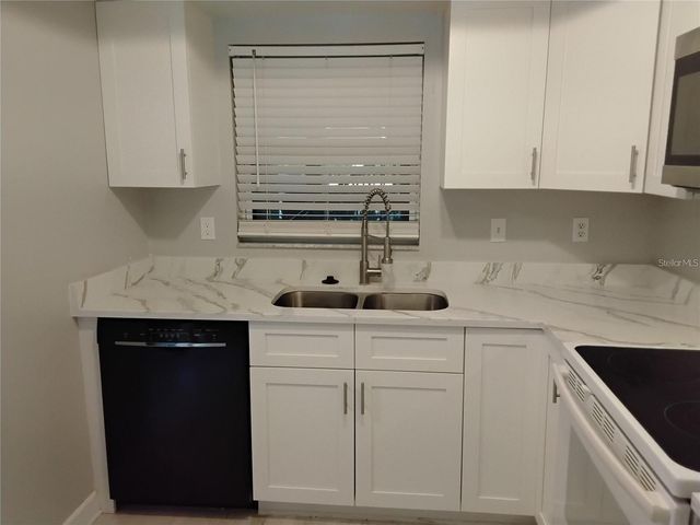 1100 E BAY DRIVE 82, Largo, FL 33770