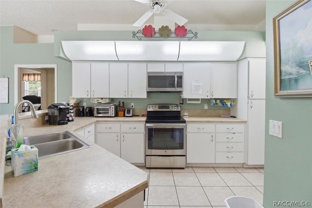 374 N Turkey Pine Loop, Lecanto, FL 34461