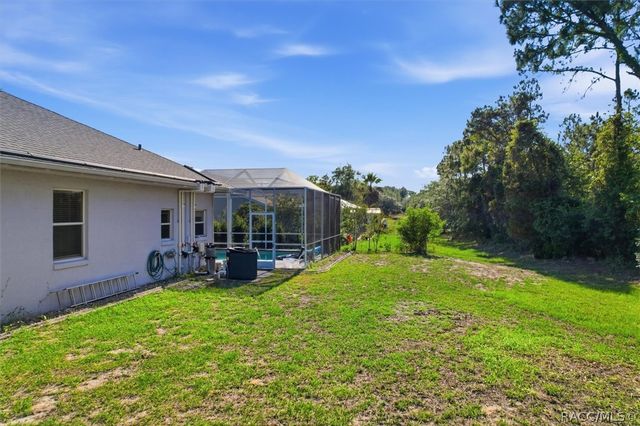 374 N Turkey Pine Loop, Lecanto, FL 34461