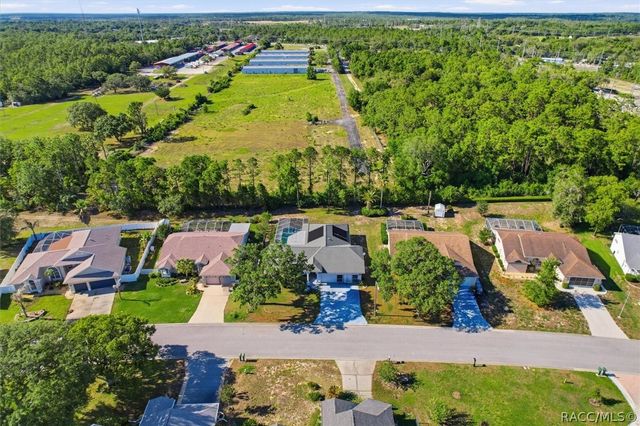 374 N Turkey Pine Loop, Lecanto, FL 34461
