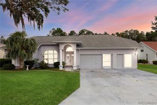 374 N Turkey Pine Loop, Lecanto, FL 34461