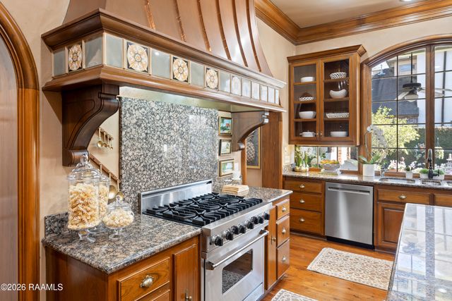 108 Kings Walk, Lafayette, LA 70503