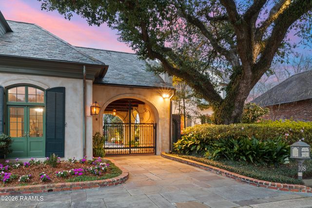 108 Kings Walk, Lafayette, LA 70503