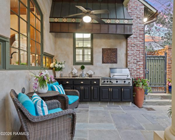 108 Kings Walk, Lafayette, LA 70503