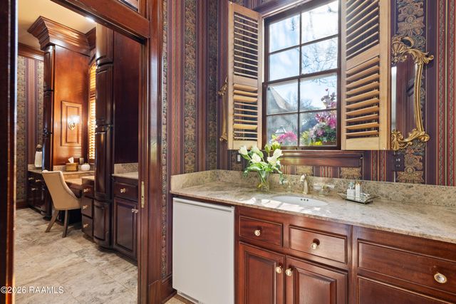 108 Kings Walk, Lafayette, LA 70503