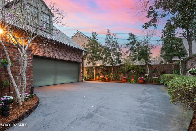 108 Kings Walk, Lafayette, LA 70503