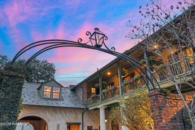 108 Kings Walk, Lafayette, LA 70503