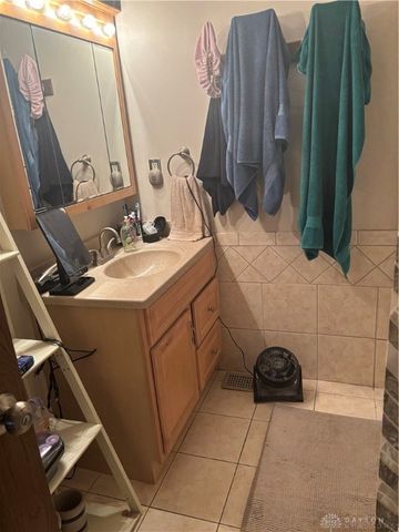 83 Elkins Lane, Springboro, OH 45066