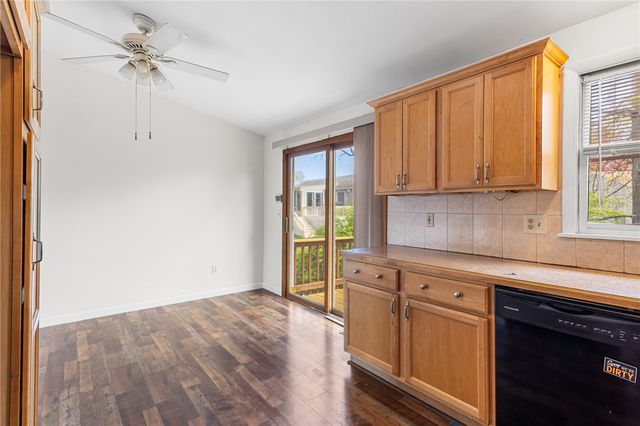 1 Jared Court, North Providence, RI 02911