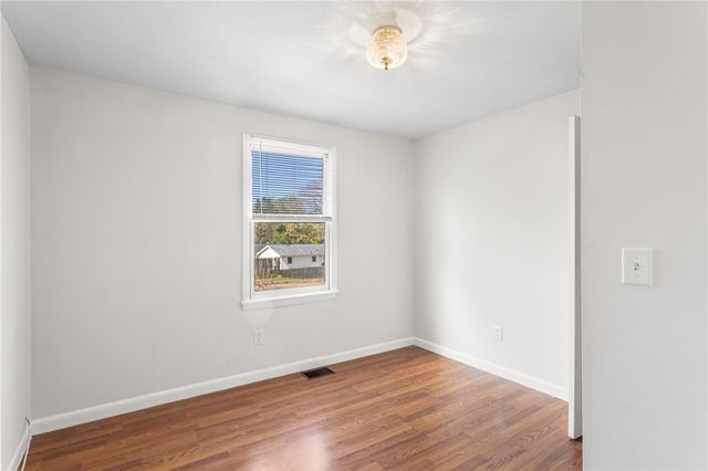 1 Jared Court, North Providence, RI 02911