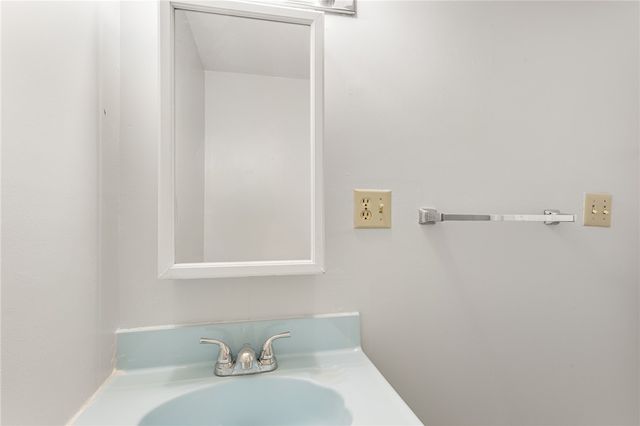 1 Jared Court, North Providence, RI 02911