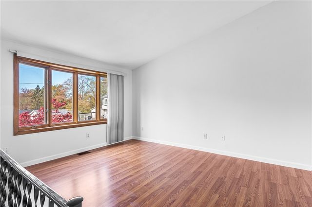 1 Jared Court, North Providence, RI 02911