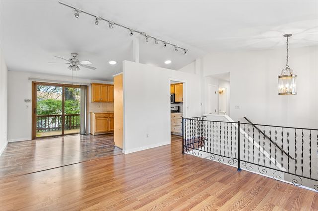 1 Jared Court, North Providence, RI 02911