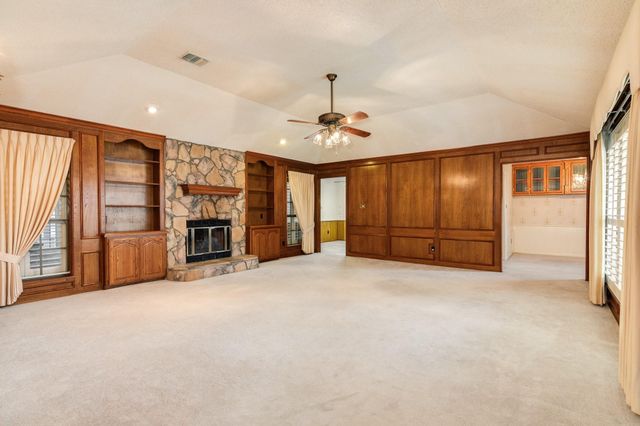 712 Browning Street, Angleton, TX 77515