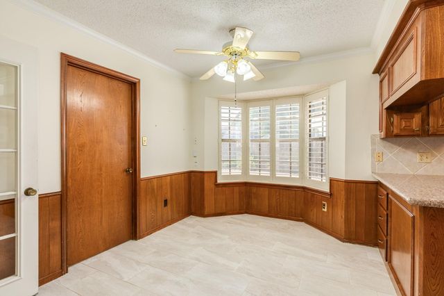 712 Browning Street, Angleton, TX 77515