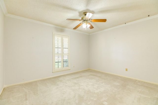 712 Browning Street, Angleton, TX 77515