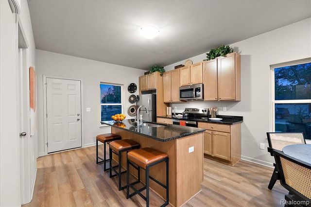 20498 Van Antwerp Street 23, Harper Woods, MI 48225