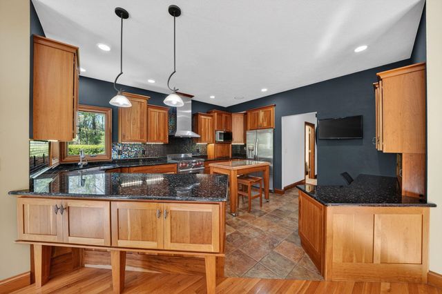 17605 County Road 112, Bristol, IN 46507