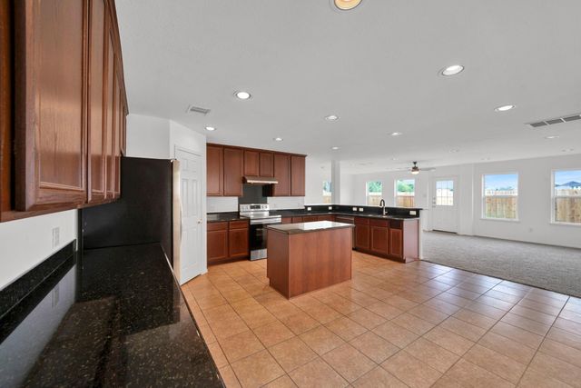 12818 Regg Drive, Houston, TX 77045