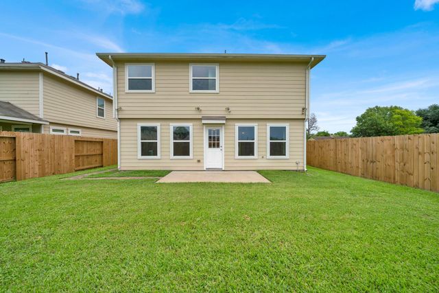 12818 Regg Drive, Houston, TX 77045