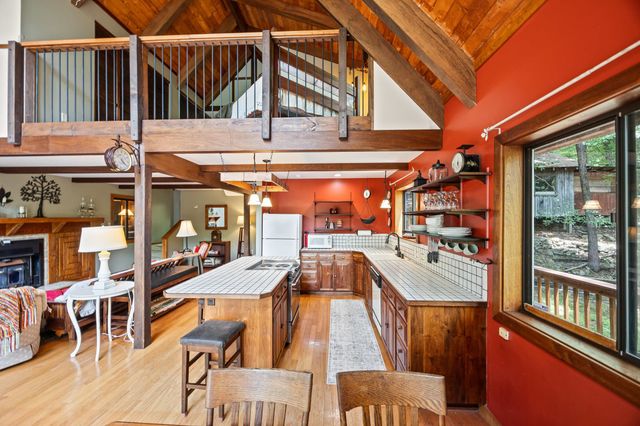 303 JORDAN HOLLOW RD, Stanley, VA 22851