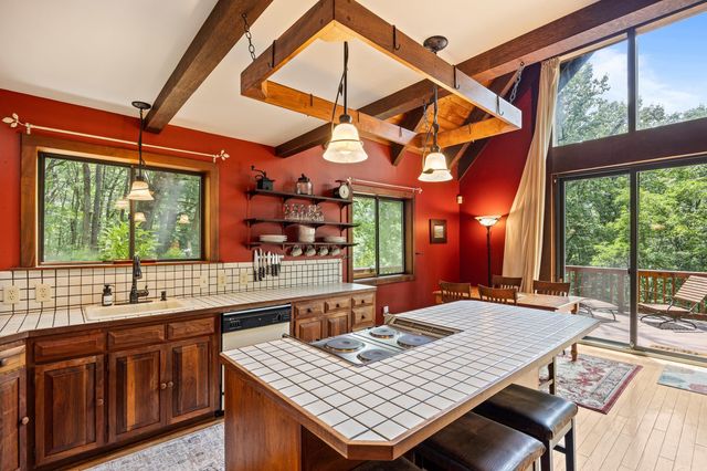 303 JORDAN HOLLOW RD, Stanley, VA 22851