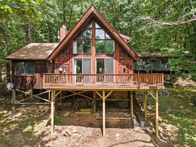 303 JORDAN HOLLOW RD, Stanley, VA 22851