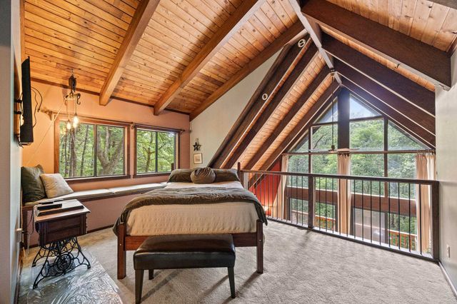 303 JORDAN HOLLOW RD, Stanley, VA 22851