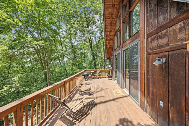 303 JORDAN HOLLOW RD, Stanley, VA 22851