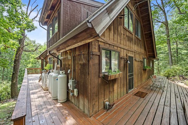 303 JORDAN HOLLOW RD, Stanley, VA 22851