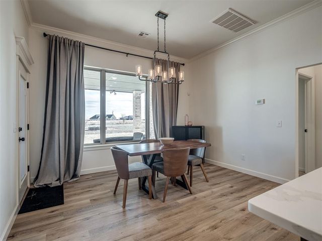 2640 Sunset Court, Guthrie, OK 73044