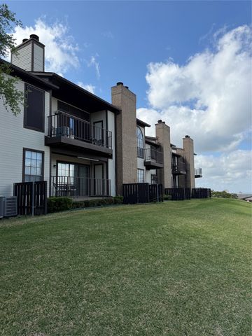 230 Henry M Chandler Drive, Rockwall, TX 75032
