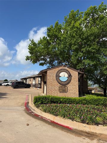 230 Henry M Chandler Drive, Rockwall, TX 75032