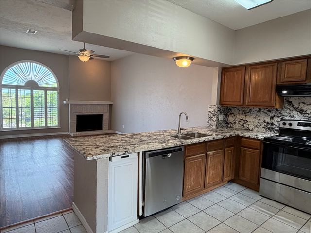 230 Henry M Chandler Drive, Rockwall, TX 75032