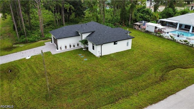 758 WORTH AVE S, Lehigh Acres, FL 33974