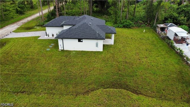 758 WORTH AVE S, Lehigh Acres, FL 33974