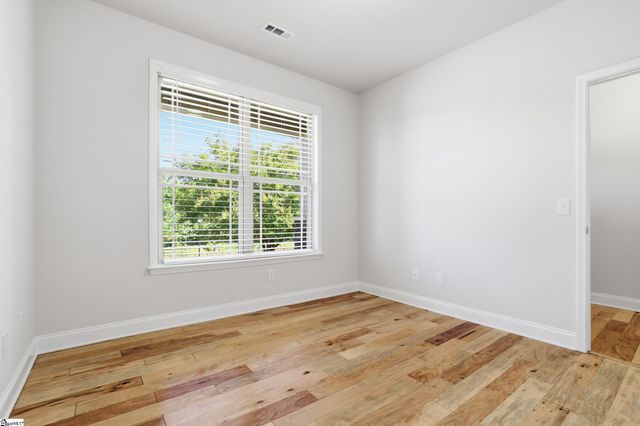 75 Rising Meadow Lane, Taylors, SC 29687