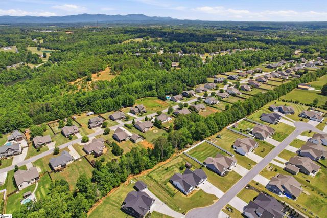 75 Rising Meadow Lane, Taylors, SC 29687