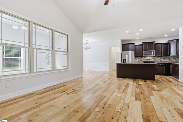 75 Rising Meadow Lane, Taylors, SC 29687