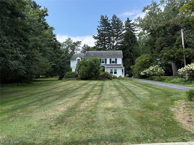 950 Merriman Road, Akron, OH 44303